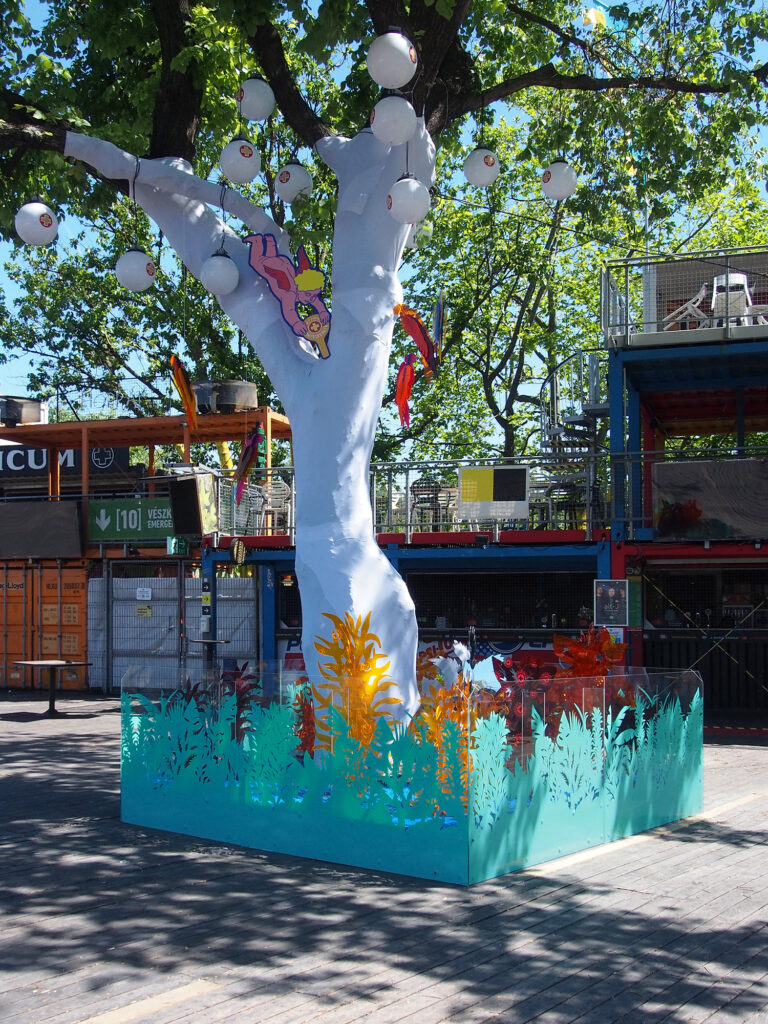 sztefanu marina fűszereskert installáció installation art contemporary artist unicum zwack budapest park herb garden