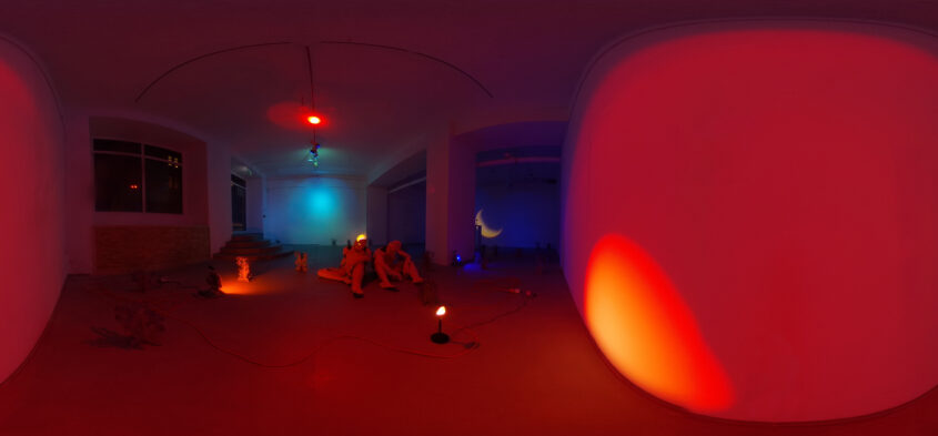 marinas sztefanu gergo fulop warm rays caressing body meleg sugarak art contemporary installation environment independent culture
